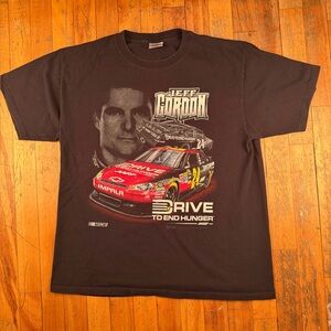 Jeff Gordon 2010 “drive to end hunger “ NASCAR tee size XL